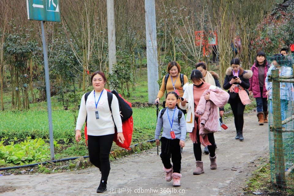 3D0AE382-C29D-4F9E-B9D3-50AB786BB2AA