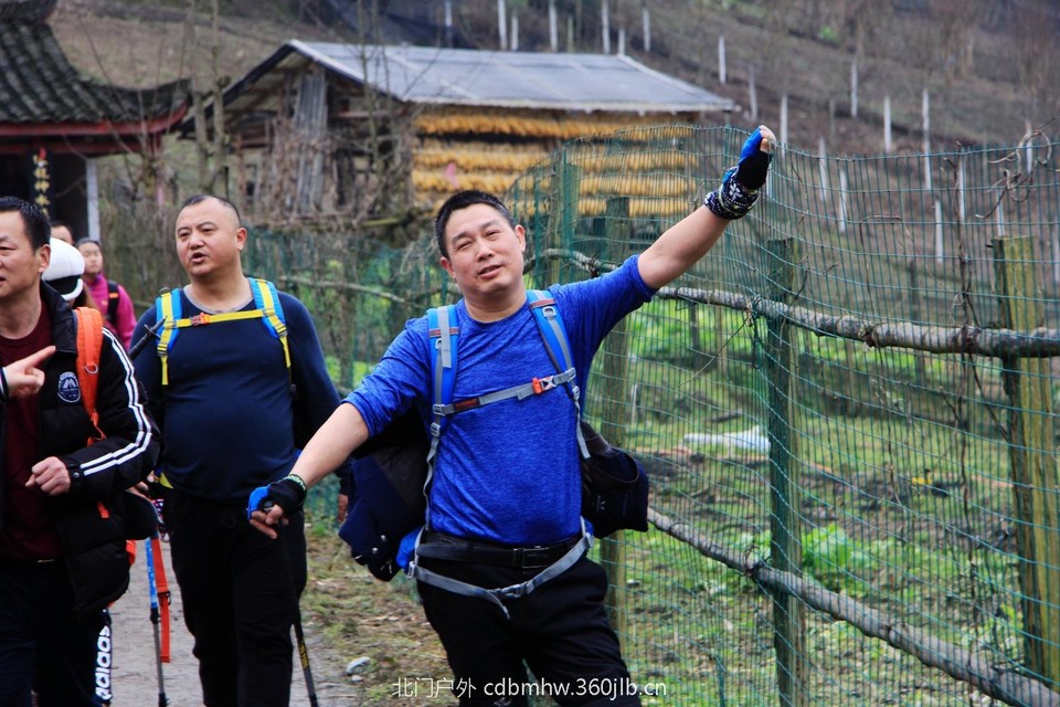 C1252FD7-E378-437A-85BD-3BEC1B5AC315