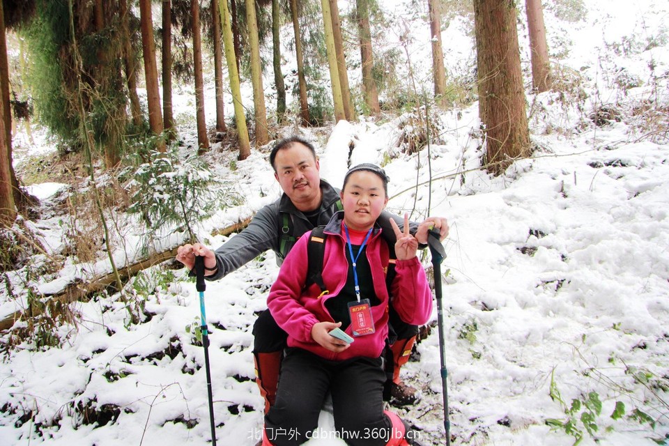 07E2CEF9-D4D1-4E54-AC0C-0662E4B6D0C3