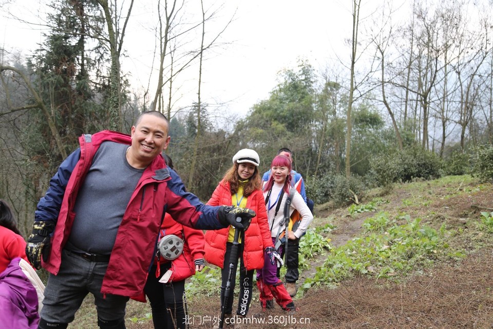 33D4C7A9-8BAA-420C-8180-4963A5E42FD6