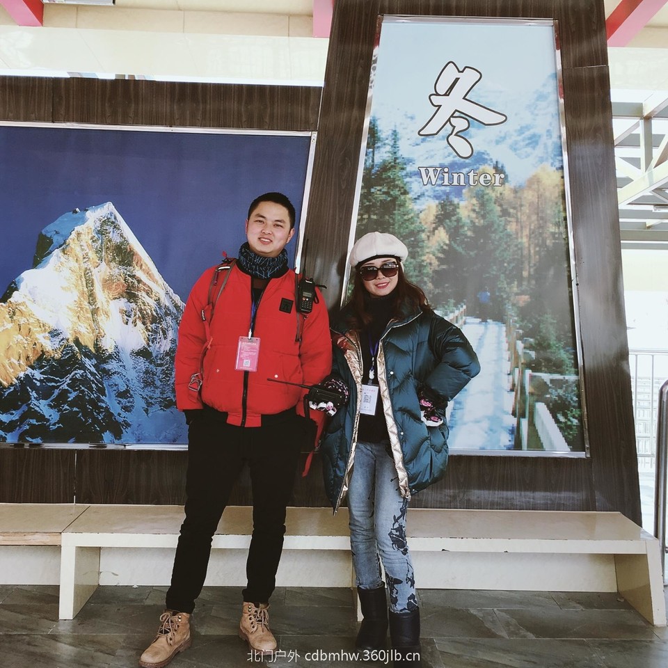 A8CD58A3-0511-4A65-B7AE-ADC8505F6C75