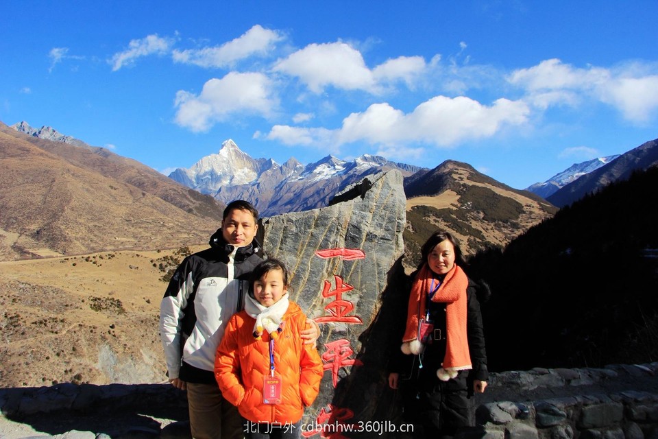 5F4C3B01-75B7-4E56-870C-6FC9A67388BA