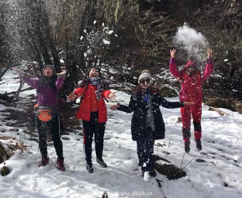 E0F171BD-067D-4297-A36E-0950D05D21E2