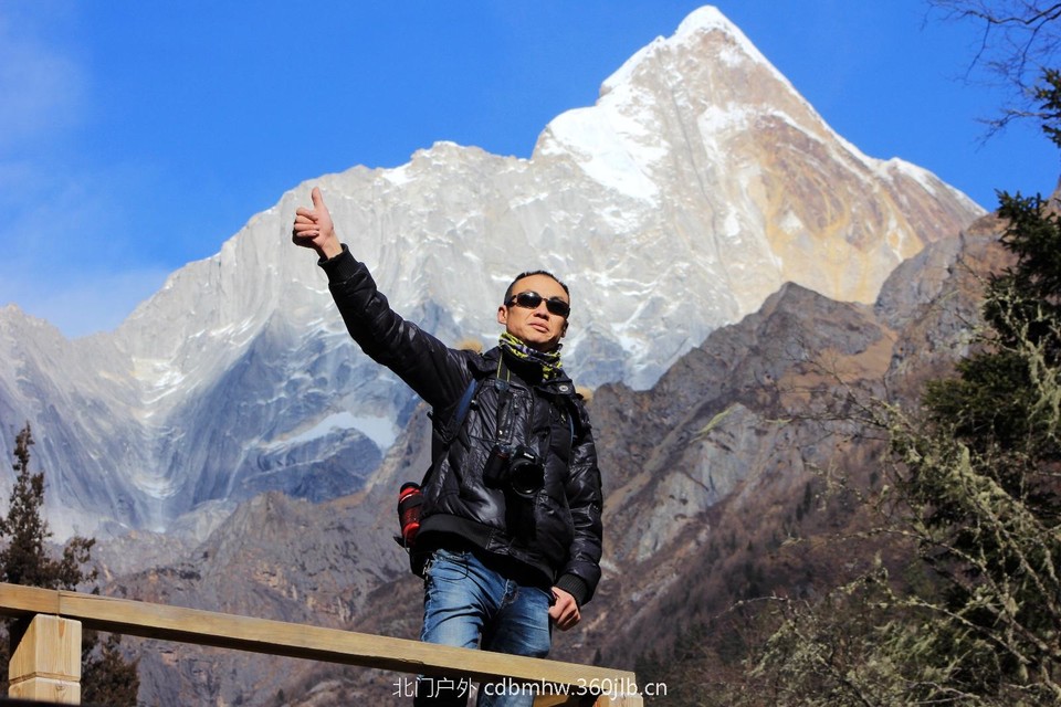 5B9B89B4-2B0B-43D9-9A02-721BD0BDDE2B