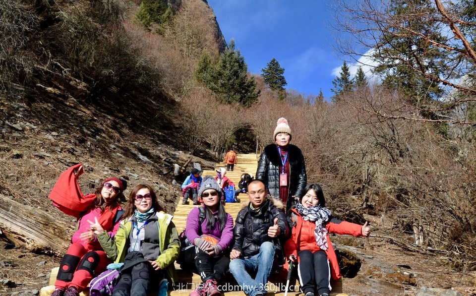 08FCBEF3-D07A-4D59-812D-F1BA0A3D1B0E