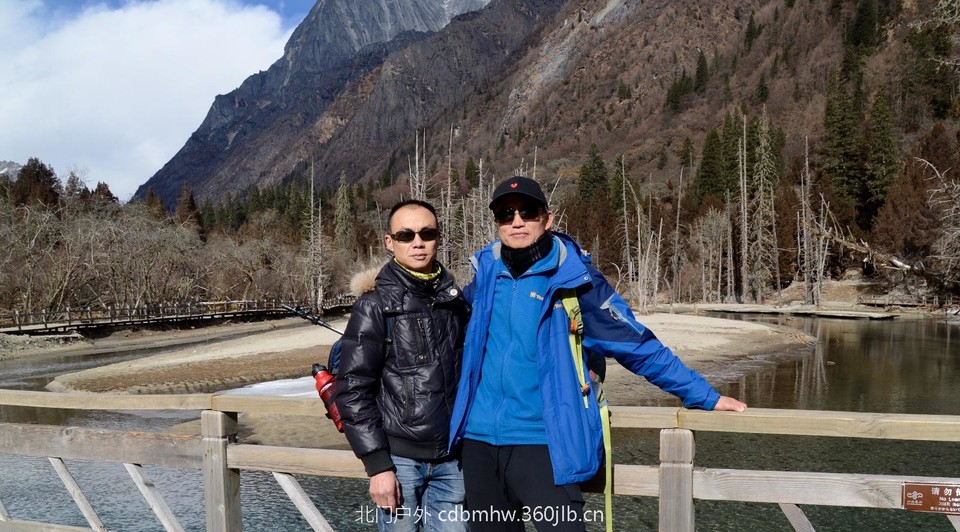 DF856DB1-1093-44B8-B44C-CD8588CDEFAC