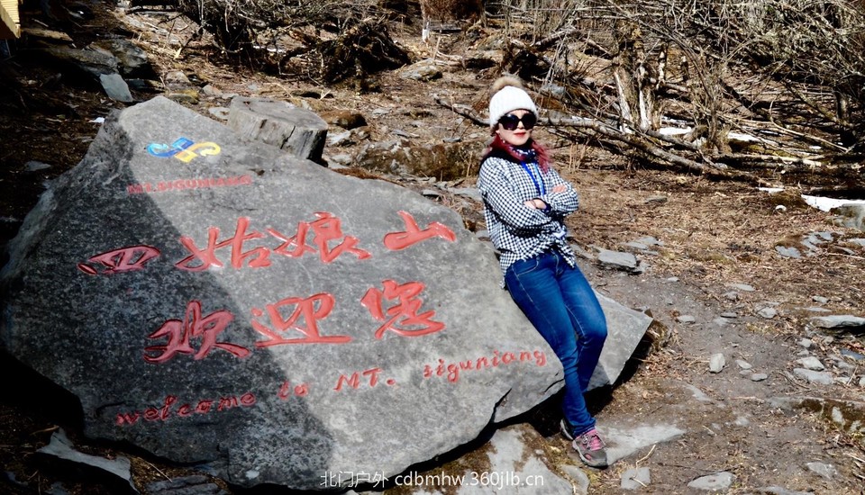 60C39C10-C82B-45BA-9F38-D5CB62B6E15C