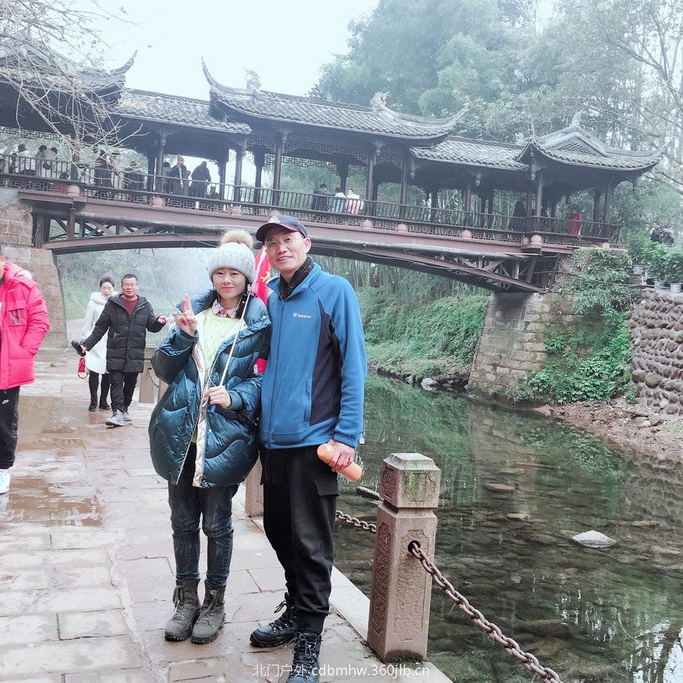 A24C78D2-0D53-41B2-BE66-F5198EEEC2EF