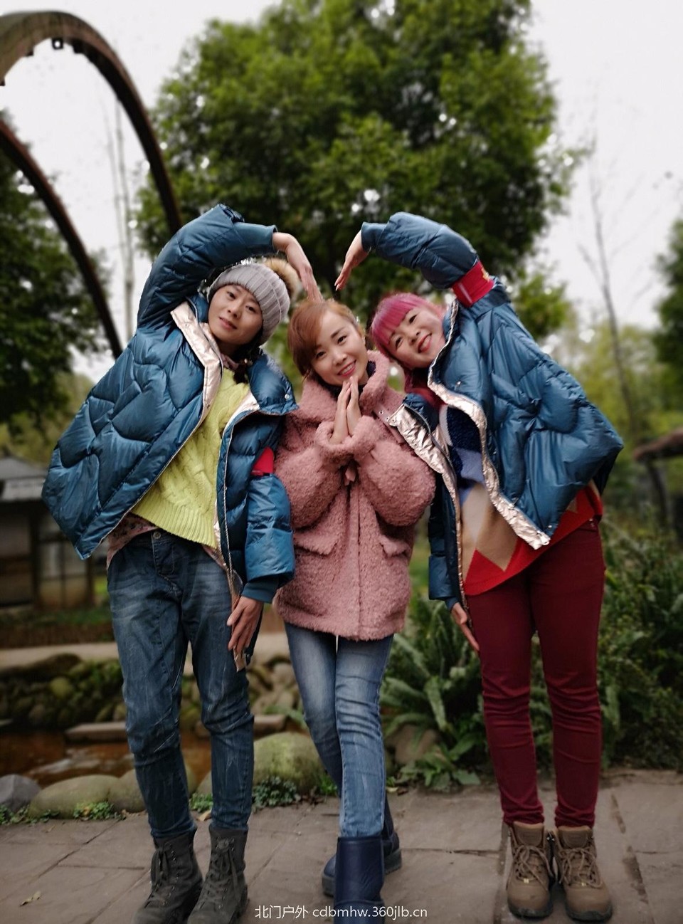 5AEDBBA8-885D-47BA-A5C6-A181B56270ED