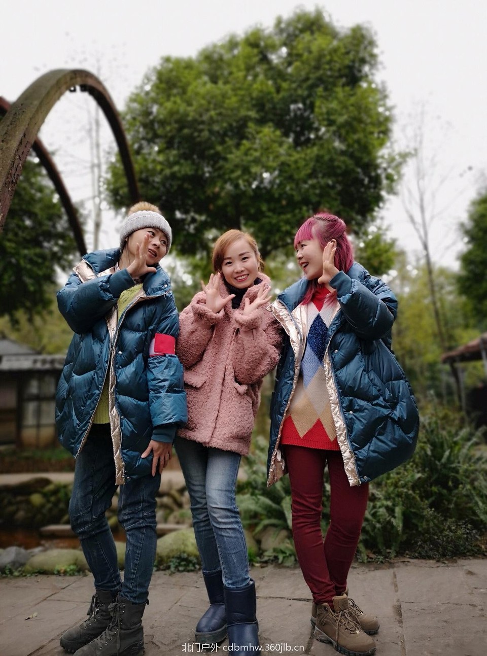 AA5C8A0C-9C8F-491C-89F7-323BA25D9DED