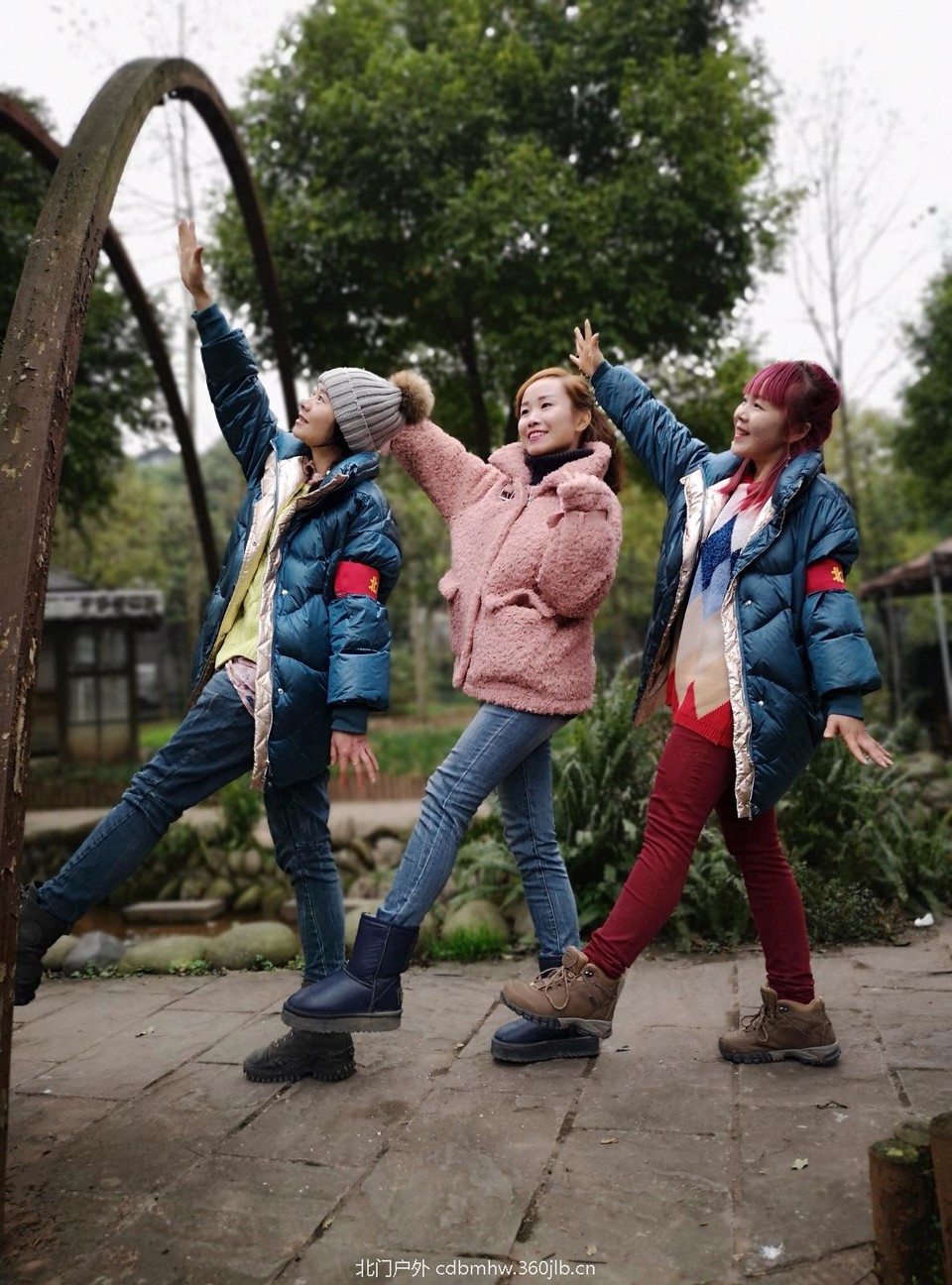 BCAFCA9D-5639-4C9A-A174-4FAABF251FE8