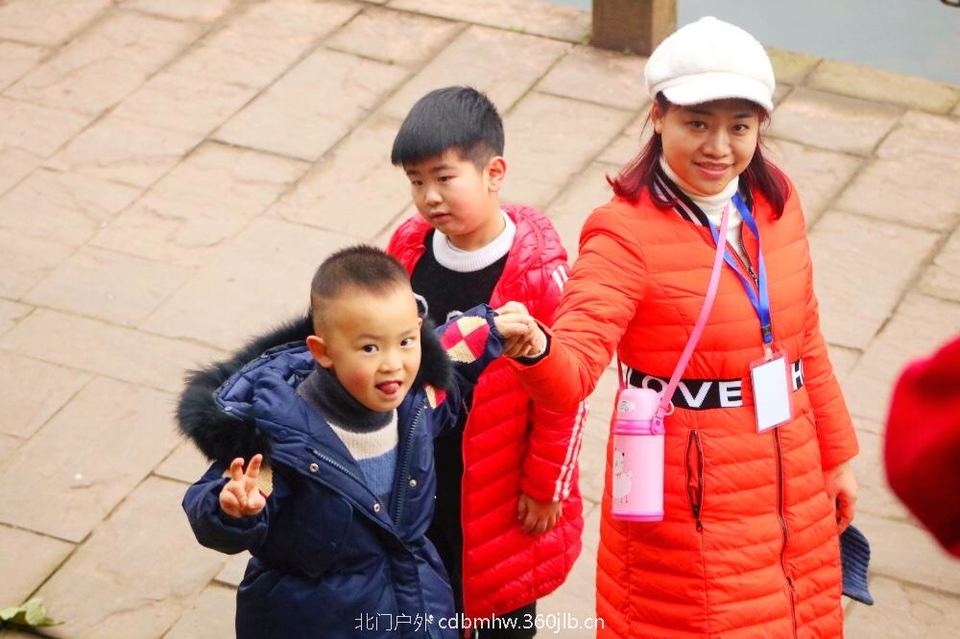 1648A3C1-A762-4432-9FA8-1FD73A073B24