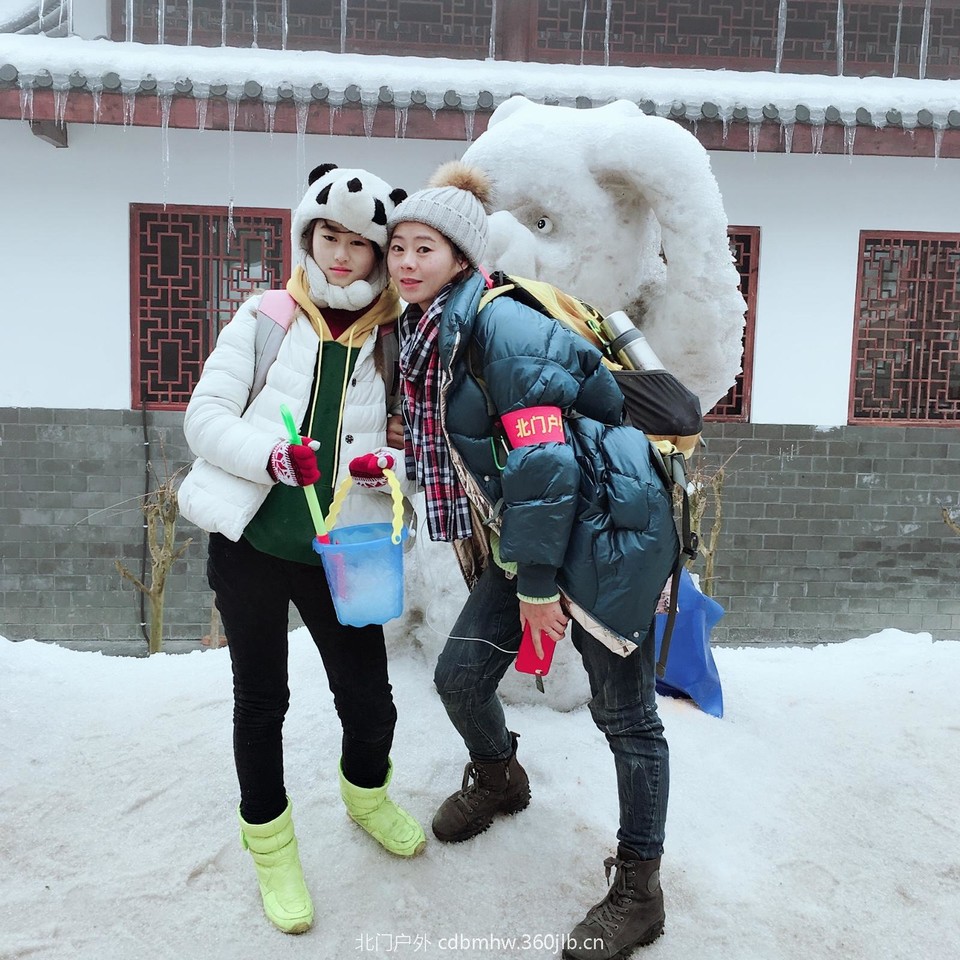 C4026AD0-5F3D-49DB-AAAC-E7136691EEE9