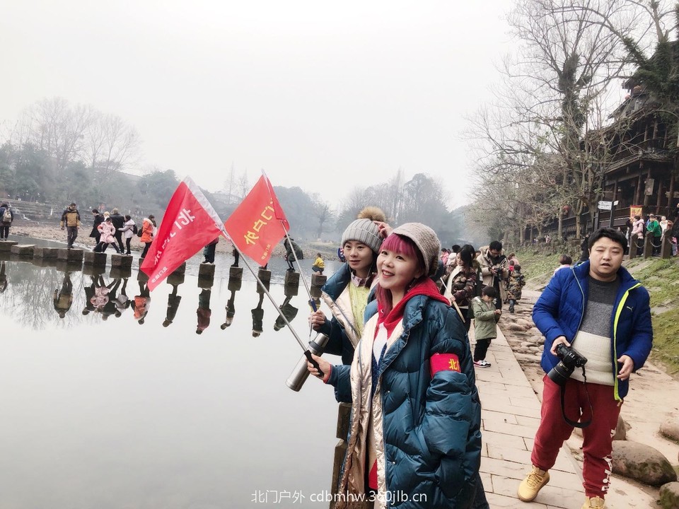 D272A945-6E98-4AE3-8429-D674590AB210