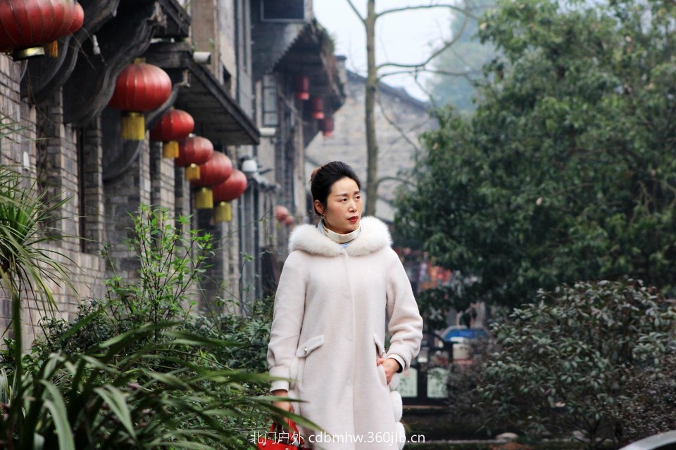 01A72910-DBD0-4E10-8425-0B678E37FC79