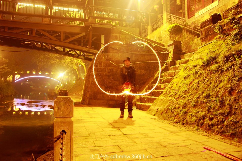 09FF0142-EE9D-41BF-BB30-F2FD8F95C877