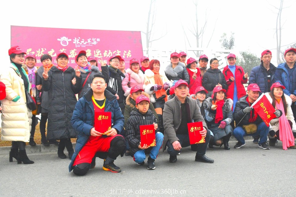 E339268E-744D-4236-9D65-7C1BCAFF922A