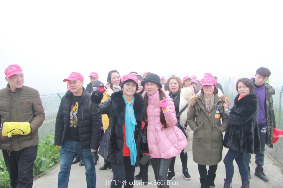 8F316A46-10F4-4AC4-8321-6D1E6BDCFB7C