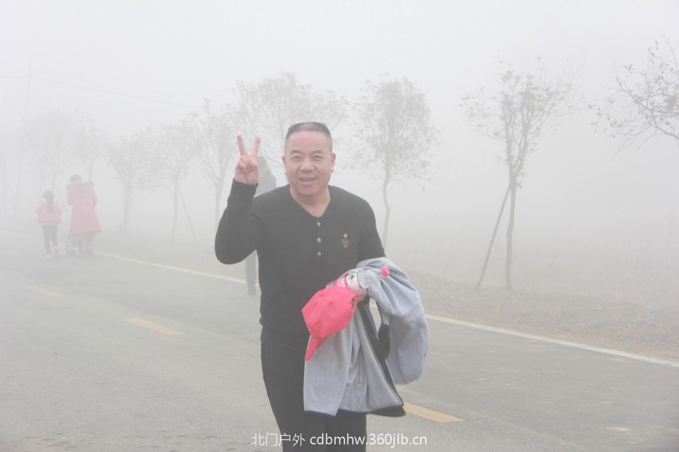 9DB720A5-E8A7-4EA2-98EE-0CA4FE75952A