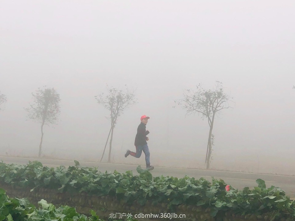 1A465F7B-35A7-4615-B56D-EF7EA31C79FF