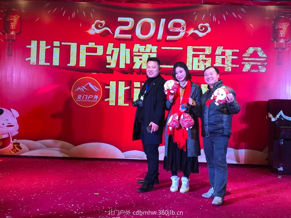 EFC0AE6B-8416-457D-B73E-338BBD3283E1