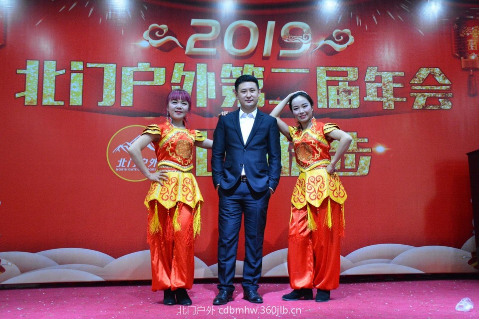 AA7F7AC4-ADD1-47B9-856C-F6A03B5E4E8C