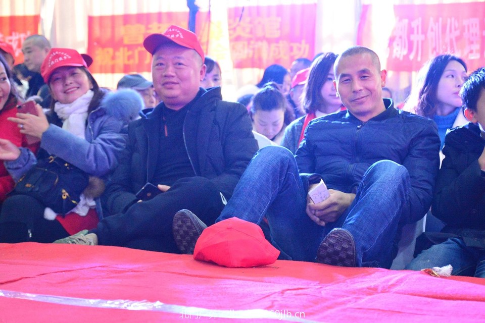 725C30DA-5CC4-42BA-8B03-FA6EE50DB3FE