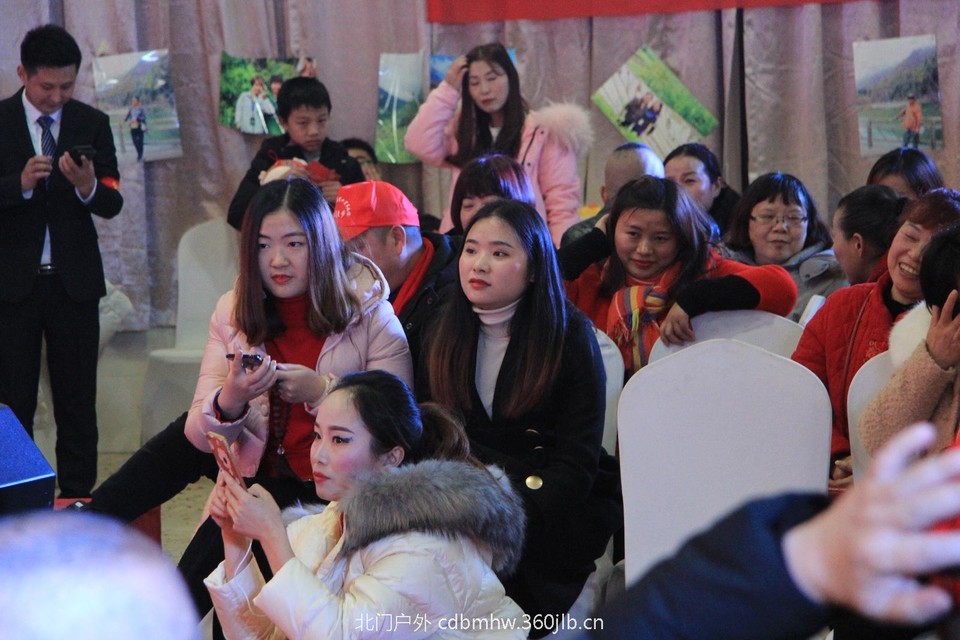 DAFC4BB0-E5F5-4130-A432-8D3DF63326ED