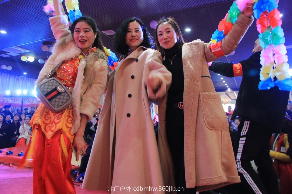 61C182F6-C206-4C7E-B402-2925B708A5A6