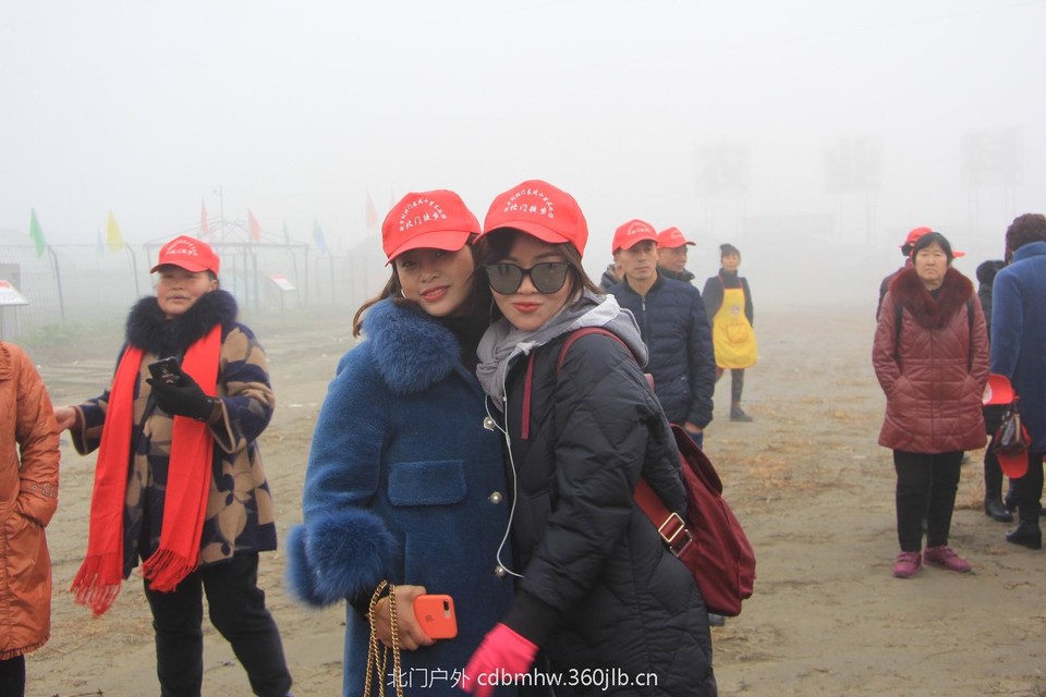 D877299A-A649-466B-AC0C-3549C93CC2A4