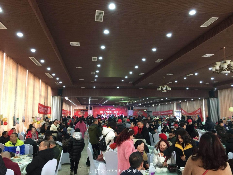 0511E40D-674D-4E4C-8174-E4D4EDCCFD6C