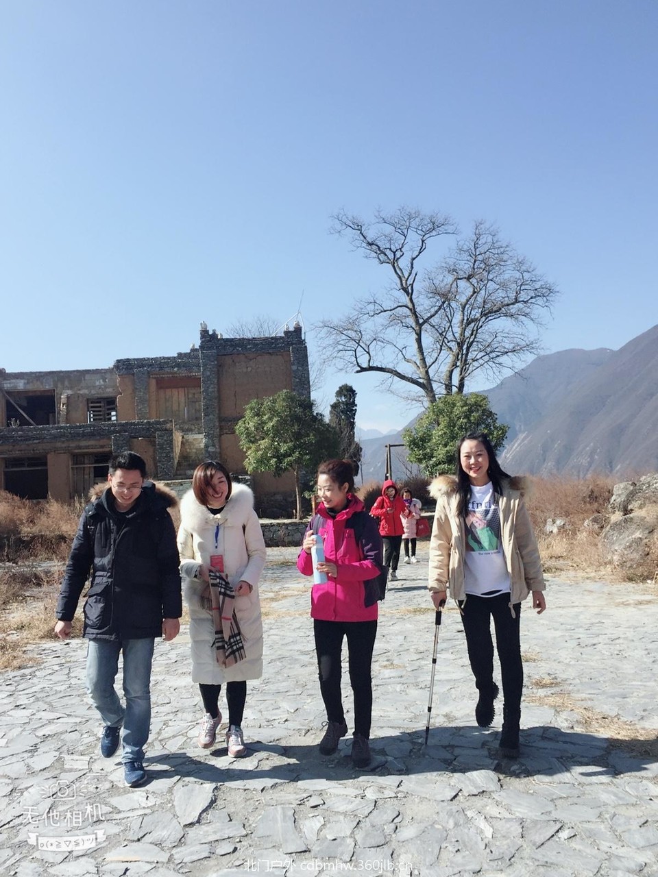 BBBAB99D-39E5-4D4B-9F05-AA3515A610BD