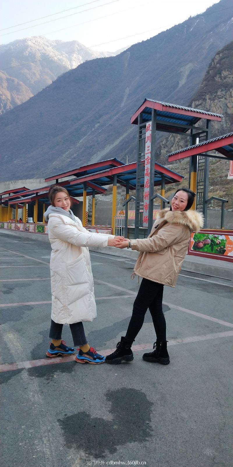 D8585BFC-297D-4B42-BBF0-A70CFBBB0A4F