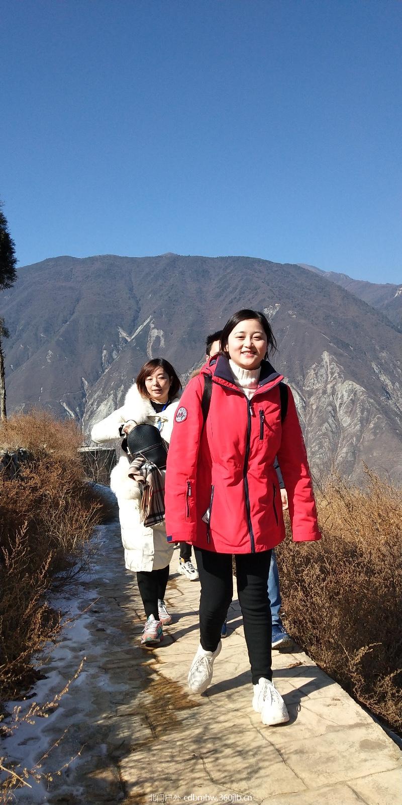 635050CD-C2CF-487B-A742-BFBD6699EA2A