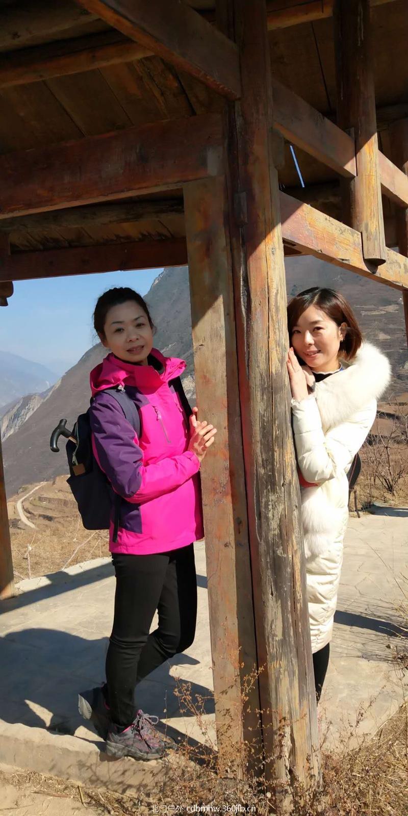 7EF6B0D5-321A-4B54-8FC2-D6C0AC844A3A