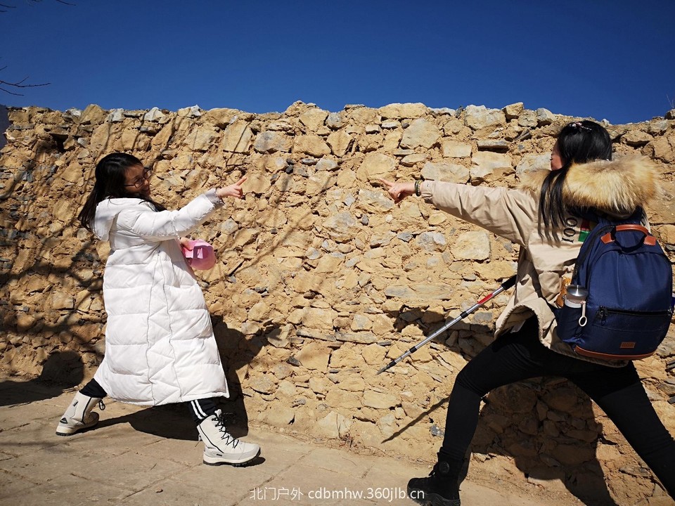 36D34600-17CE-448D-8250-AA6579819D1A