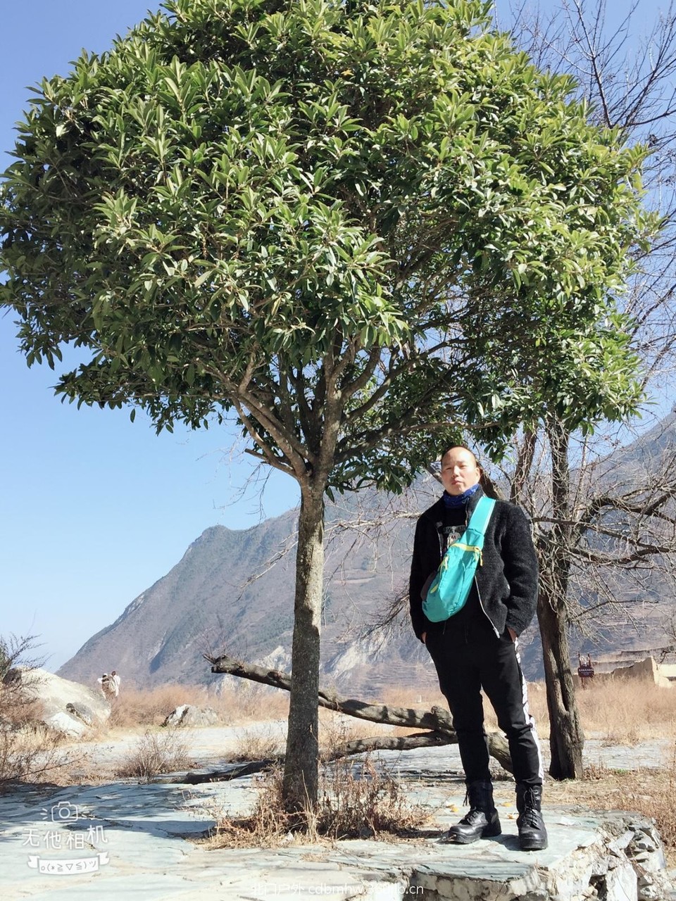 3E05BE70-6466-42AB-87C2-8F536C6C82EA