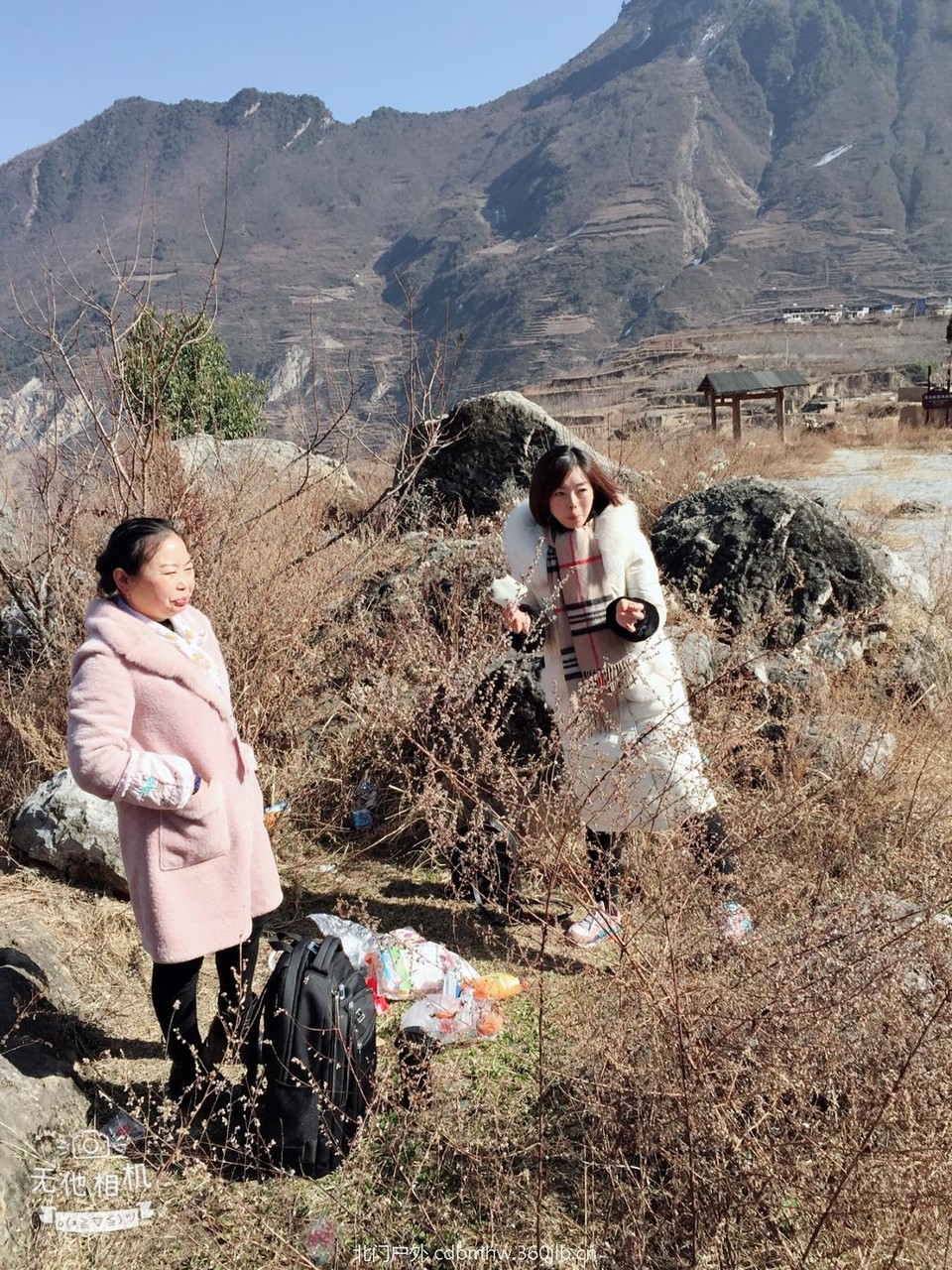 5FEB2218-B8CC-4A0D-AC64-52759492BEE2