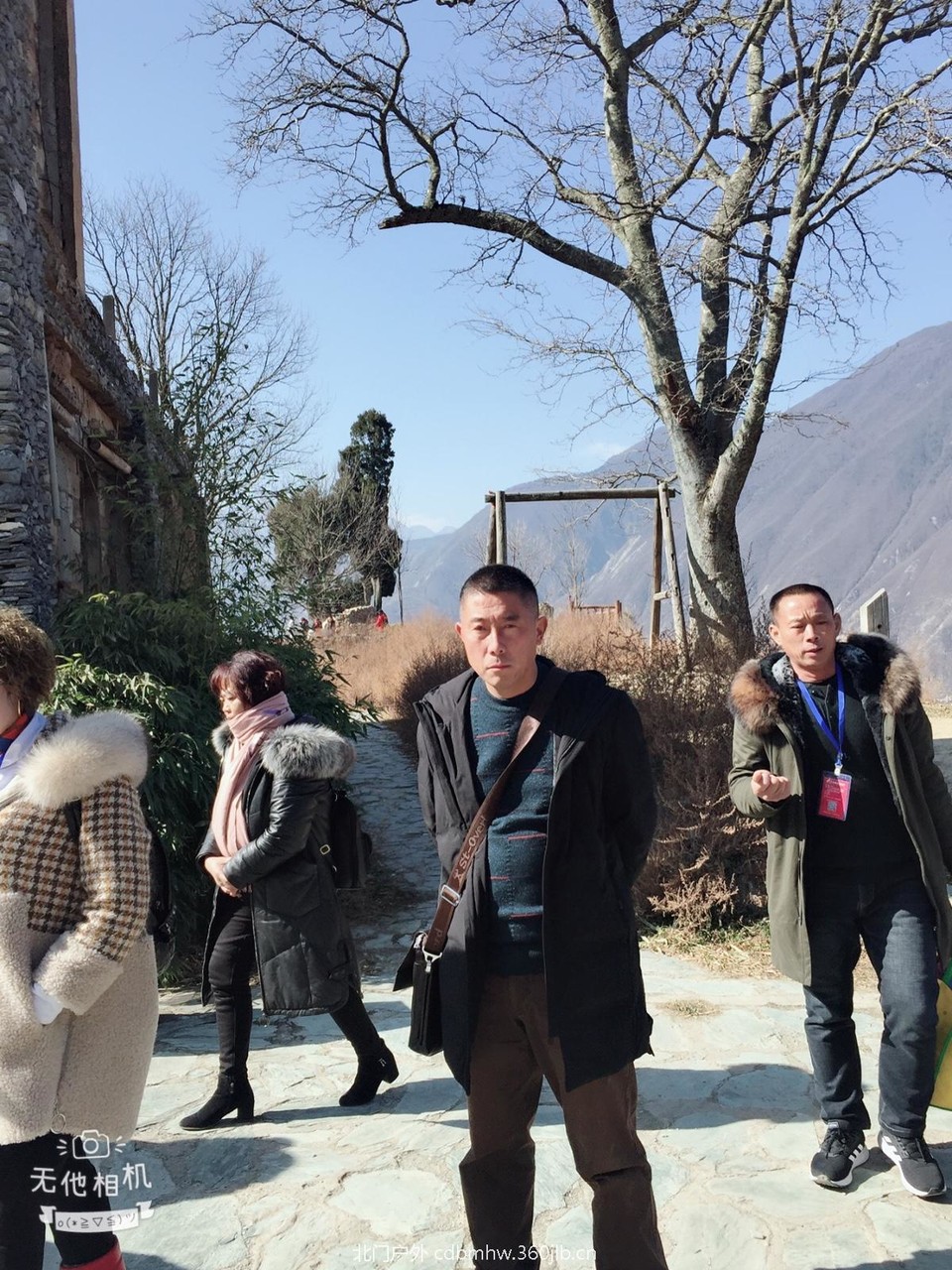 6129DC04-AD5B-4D41-9035-A1648D928AF1