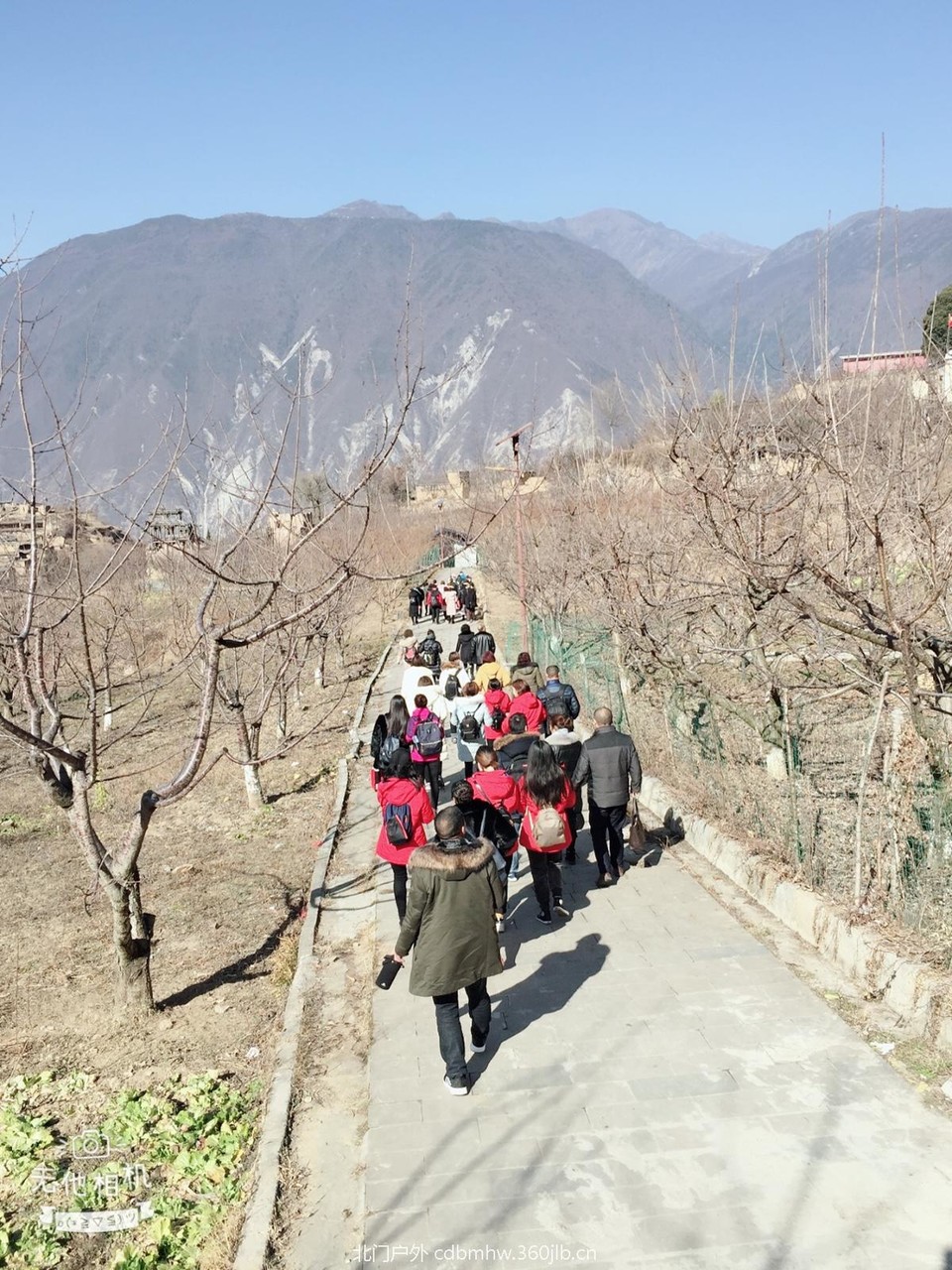 6BC33E41-87D4-4E9B-90DF-B733C4F52BD0