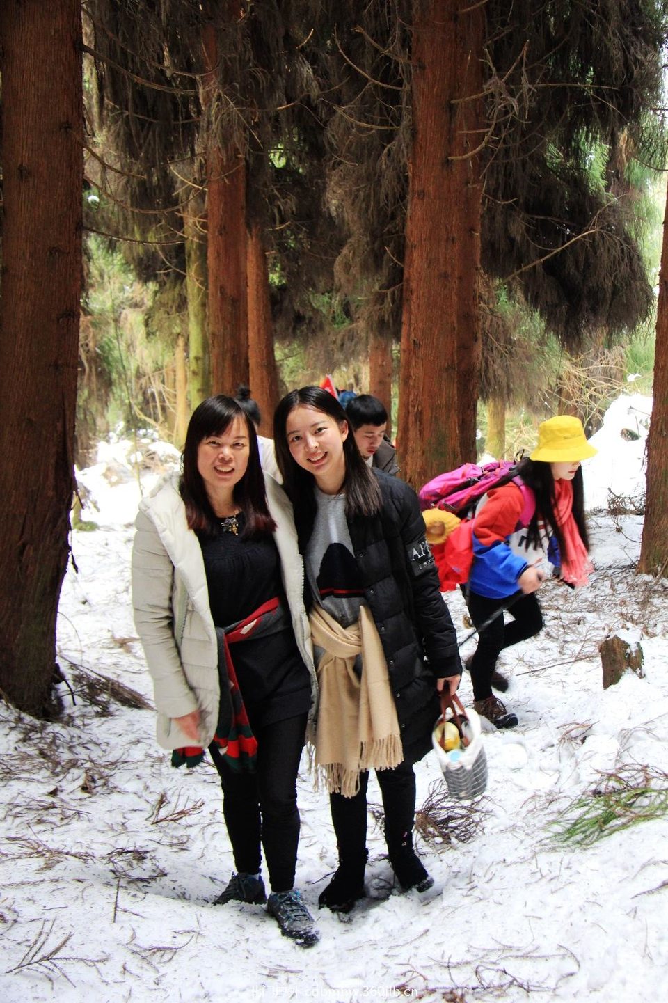 5CAF7AC6-3CA0-424B-BD03-163A288B10BB