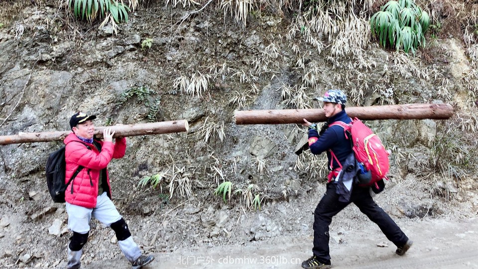 A6BB6F85-8108-43A1-B44E-4152819690DB