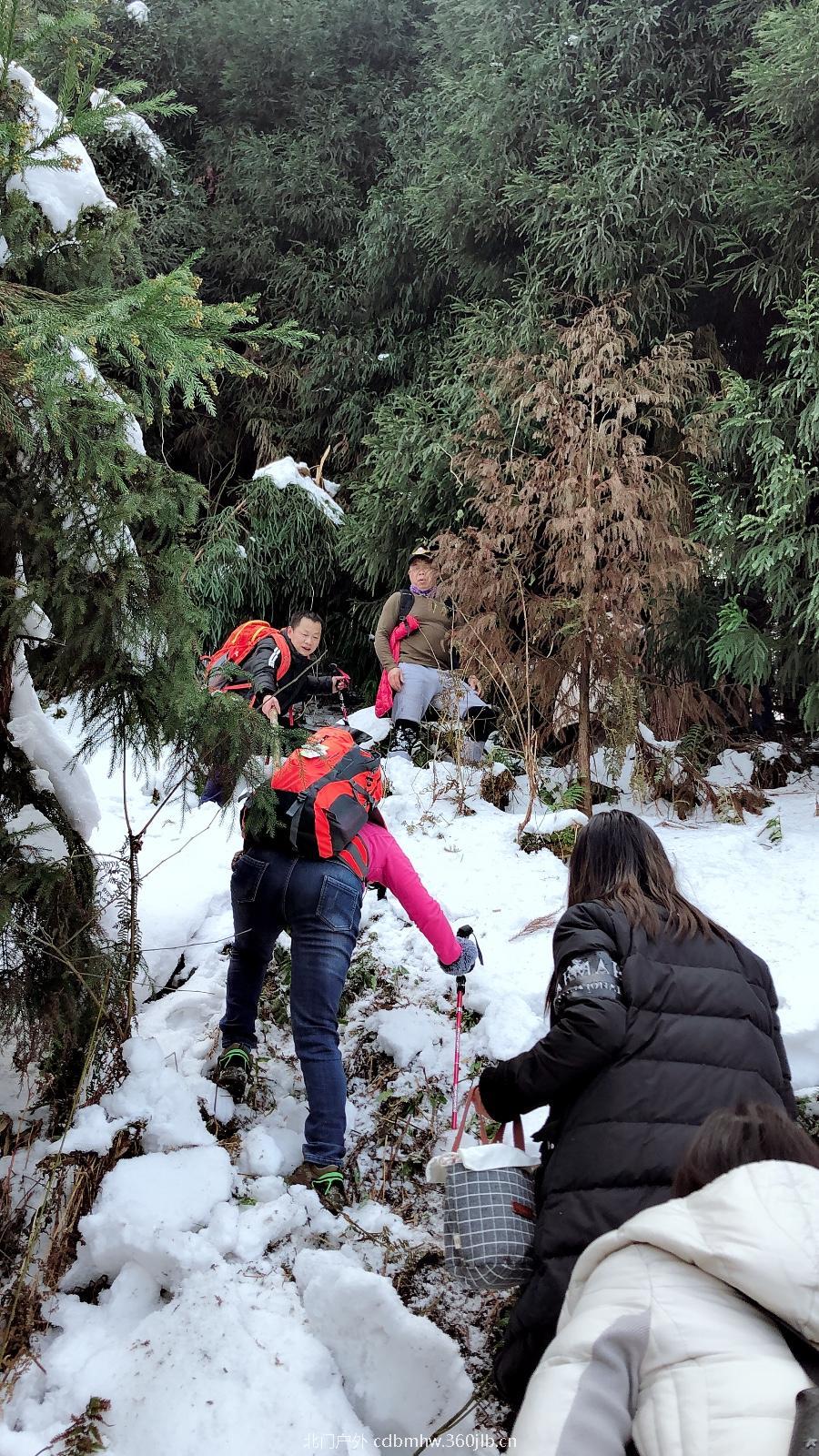 D5EB2C1E-9A9B-412D-BA21-93A455F766E9