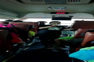 第一次唱歌的小姐姐