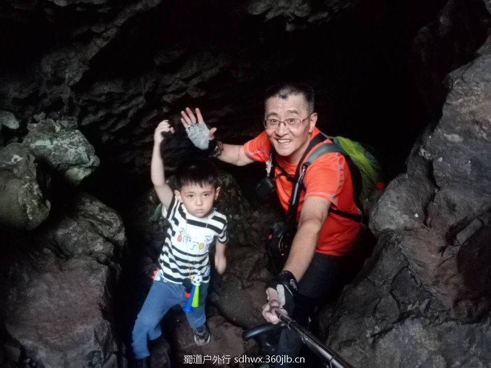 FGZxbqte4nztA8AG5ZW1M5B5YSmDMOZVilTnExD2_q9dHIA-YnDhk8Ozru43Wl9h