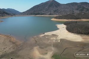 吴越古道春季樱花遍野