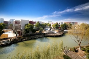 【别墅轰趴，定金1000】上海浦东北欧风临河别墅｜BO 派二店，25-30 人团建首选