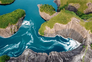 4月2-3日 《人间仙境四月天&玩转云上画卷》莽山五指峰·网红高椅岭·千年裕后街汽车品质纯玩二日游