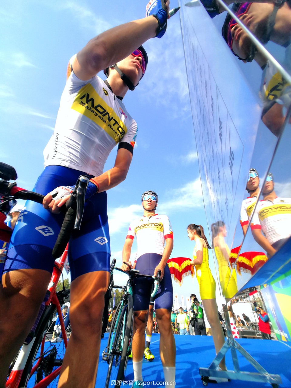 27d45b7e13c21550fbc36fdcadd4e08