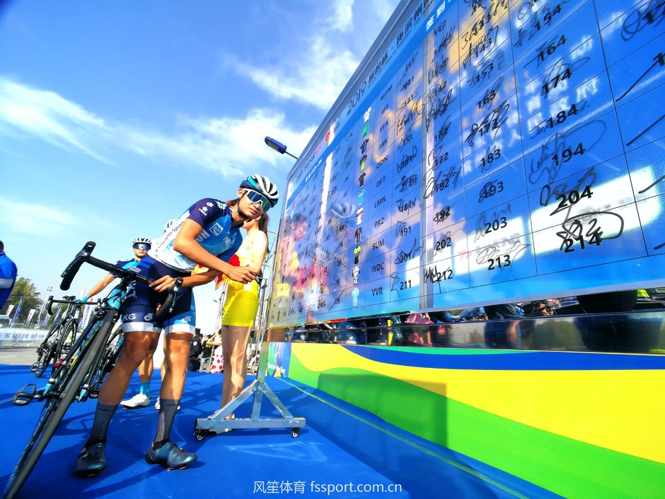 debfe8a8a6d13bf4efc8b494fd8d6be